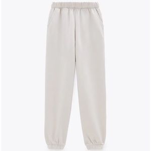 Oyster white sweatpants 🤍